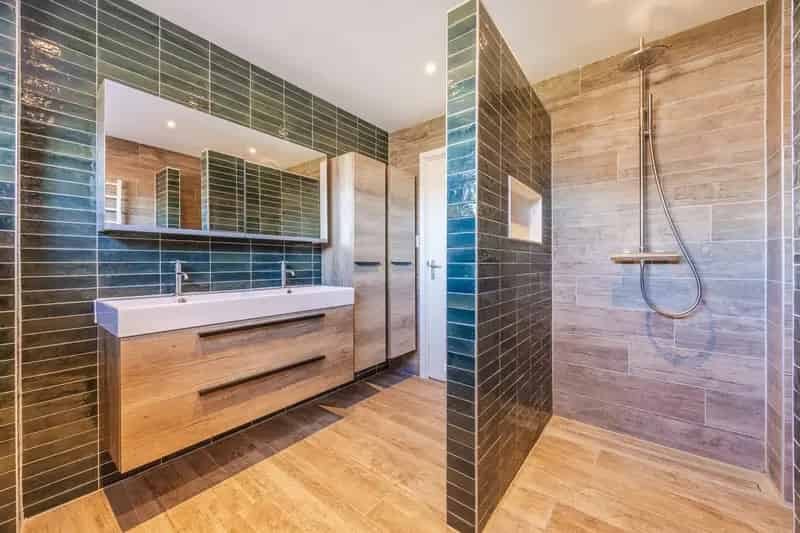 Ruime Tussenwoning 5 Slaapkamers Voorschoten