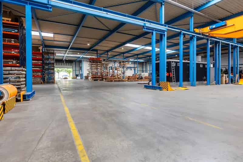 Bedrijfshal te Huur Almere 10925m²