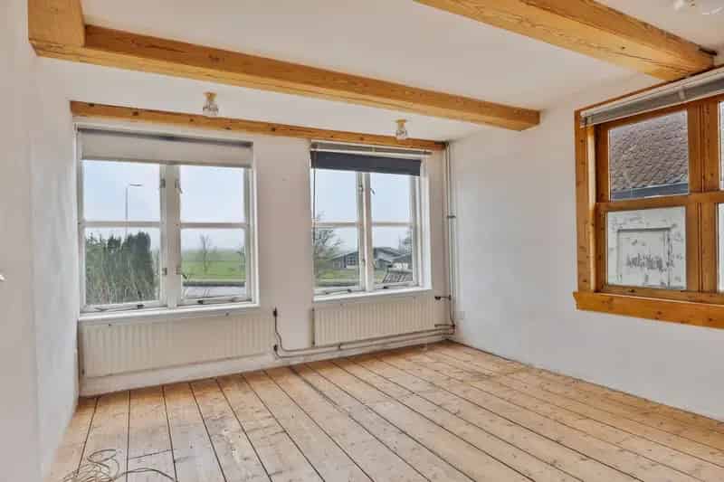 Ruime woning Ilpendam 4 slaapkamers diepe tuin nabij Amsterdam