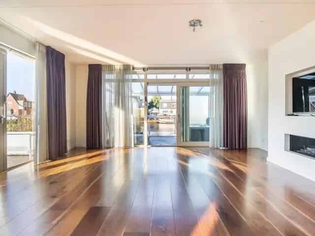Vrijstaande Villa Aan Het Water Aalsmeer Te Huur