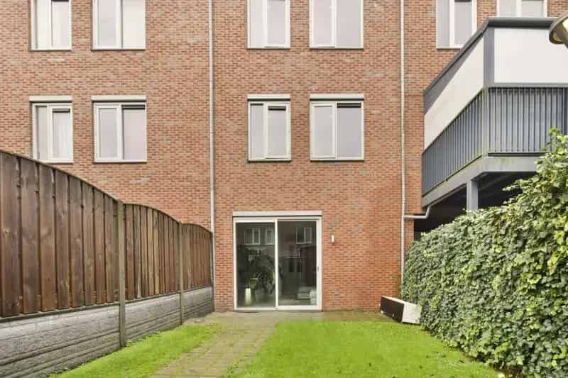 Huis te koop: Kouwenoordweg 11 1104 HL Amsterdam | Funda