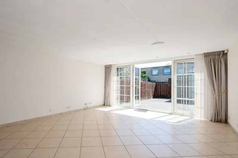 Huis te koop Almere Danswijk 4 slaapkamers grote tuin