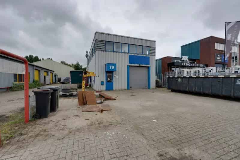 Bedrijfspand met kantoor en bedrijfswoning te koop Purmerend Einsteinstraat 79