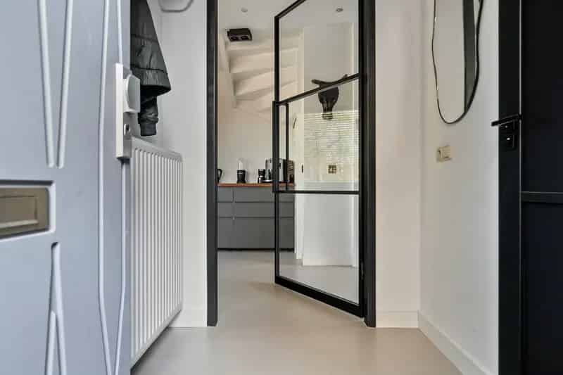 Moderne 2-onder-1-kapwoning Amsterdam 4 slaapkamers Tuin Parkeerplaats