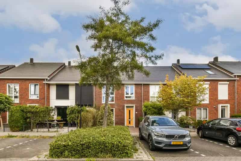 Huis te koop: Laan van Archeologie 17 1948 CH Beverwijk | Funda