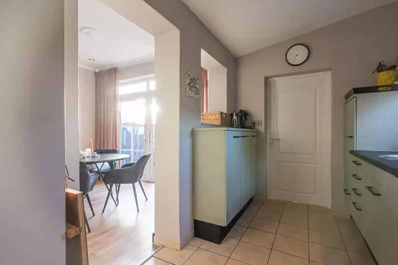 Instapklare Hoekwoning Landgraaf 3 slaapkamers 10 Zonnepanelen