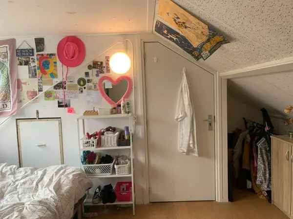 Kamer te huur Enschede t Ribbelt Gemeubileerd