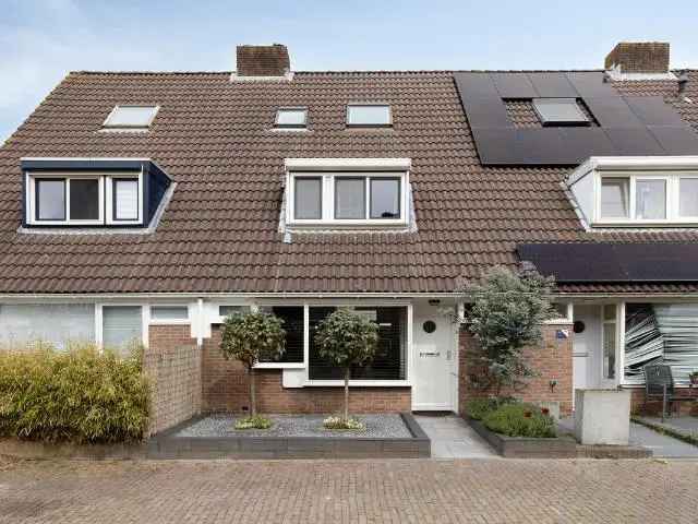 Een gezinswoning te koop in Arnemuiden