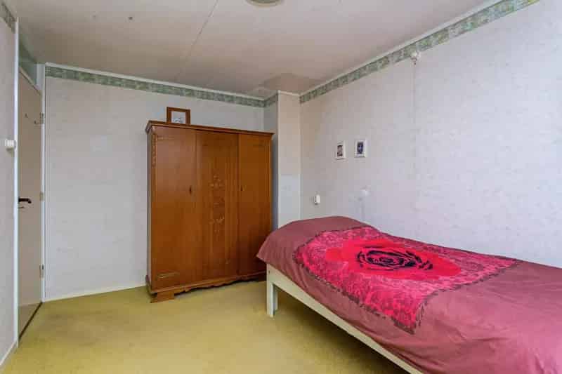 Hoekwoning Vleuten 734m2 perceel 2 bergingen