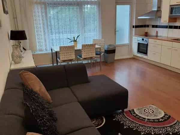 Gemeubileerde Benedenwoning Rotterdam 1 Persoon Juli 2025