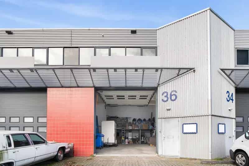Bedrijfshal te huur Spijkenisse 155m²