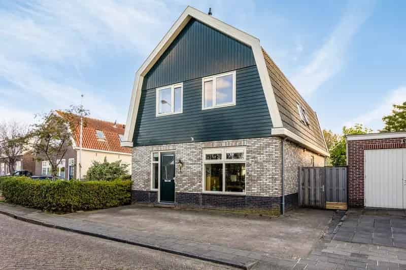 Huis te koop: Kalf 174 1509 BA Zaandam 