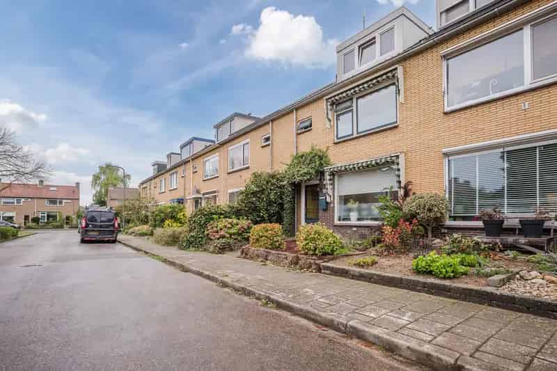Ruime Tussenwoning Kindvriendelijke Wijk Nieuwe Keuken Badkamer