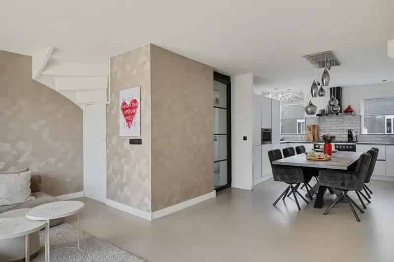 Eindwoning Lelystad Ruime Tuin Moderne Keuken 3 slaapkamers
