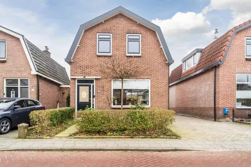 Jaren 30 woning Nijkerk  2 slaapkamers moderne keuken tuin