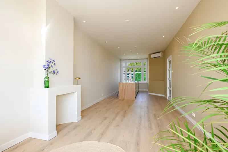 Gerenoveerd 5-kamer appartement Den Haag  88m2  3 slaapkamers