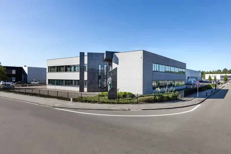 Bedrijfshal te Huur Eindhoven 4205m²