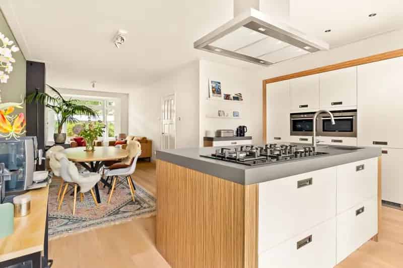 Huis te koop: J.T. Cremerlaan 9 2071 SK Santpoort-Noord 