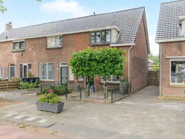 Jaren 30 Hoekwoning Oud IJsselmonde 3 slaapkamers Tuin Garage