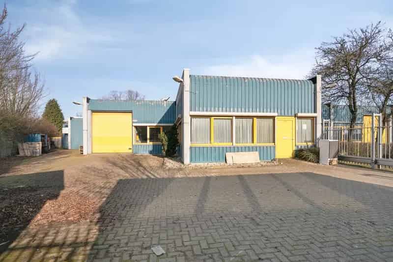 Bedrijfshal te Huur Veghel 435m² Kantoor Kantine