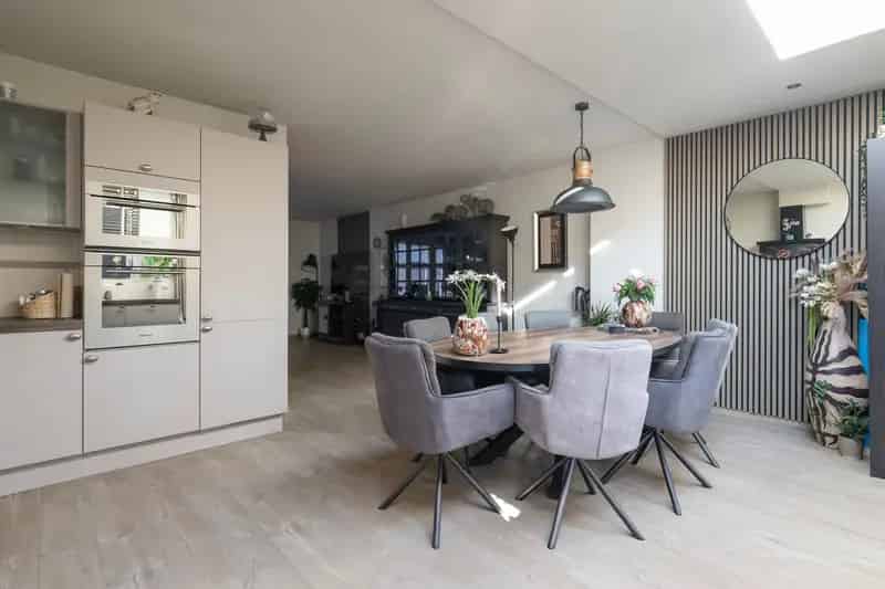 Huis te koop Berkel en Rodenrijs: 5 Kamer Gezinshuis 130m2