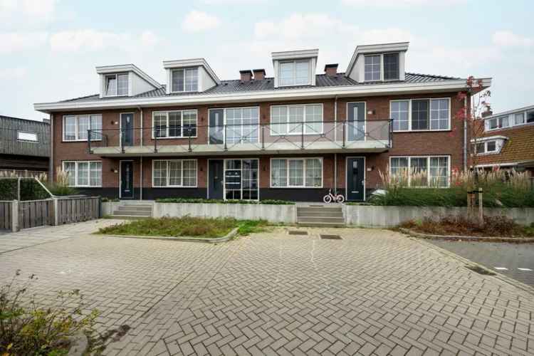 3-kamer appartement Zwanenburg  Nieuwbouw 90m2 Tuin Parkeerplaats