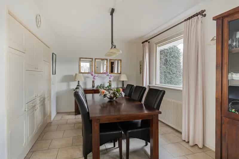 Ruime Semibungalow 6 Slaapkamers Bennekom