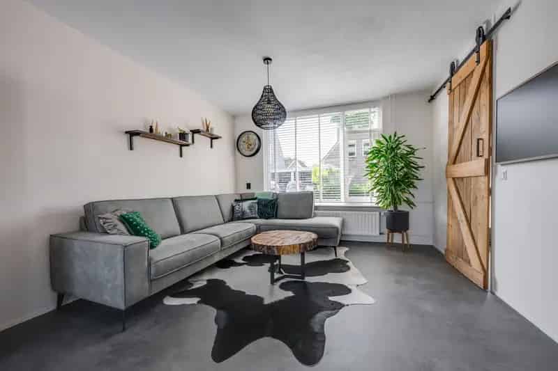 Huis te koop Rijen: Instapklare eindwoning met 3 slaapkamers en 10 zonnepanelen