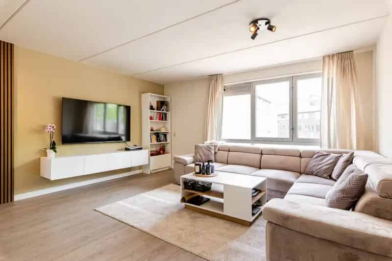 Te Koop: Stijlvol 3-kamer appartement Beverwijk