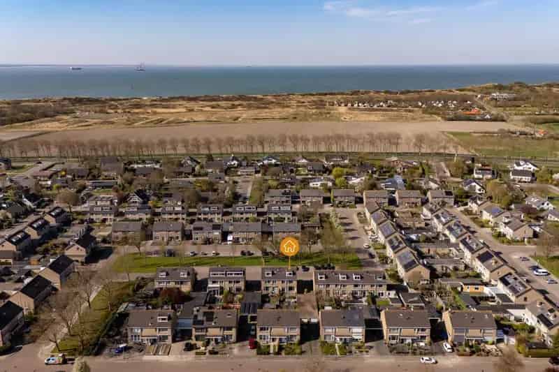 Ruime 2-onder-1-kapwoning nabij strand en bos