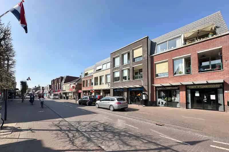 Appartement te koop Woudenberg: 3 kamer appartement met parkeerplaats