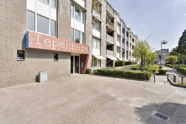 Modern Appartement Oosterhout Centrum - Stadspark Uitzicht
