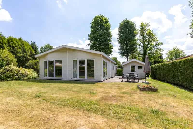 Huis Te Koop , 2R-255, Hommelweg, Susteren, Limburg