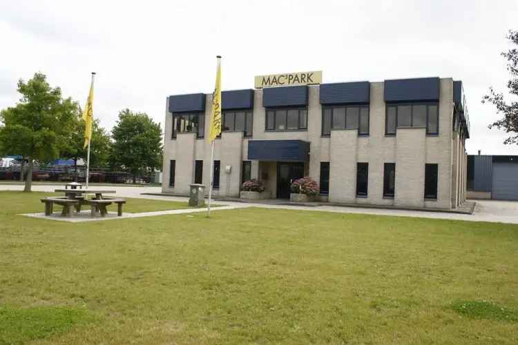 Kantoorruimte Emmeloord Gildenweg 2