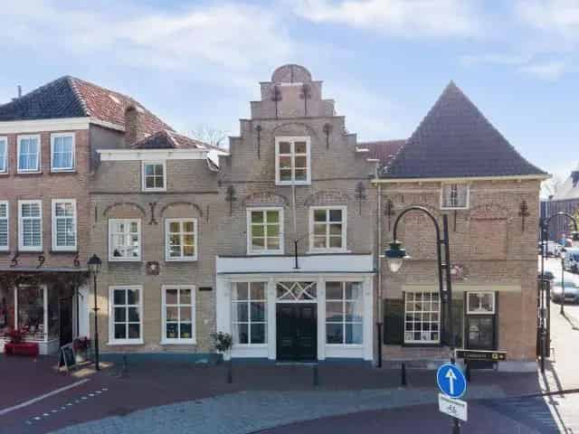 Historische Stadswoning te koop Tholen