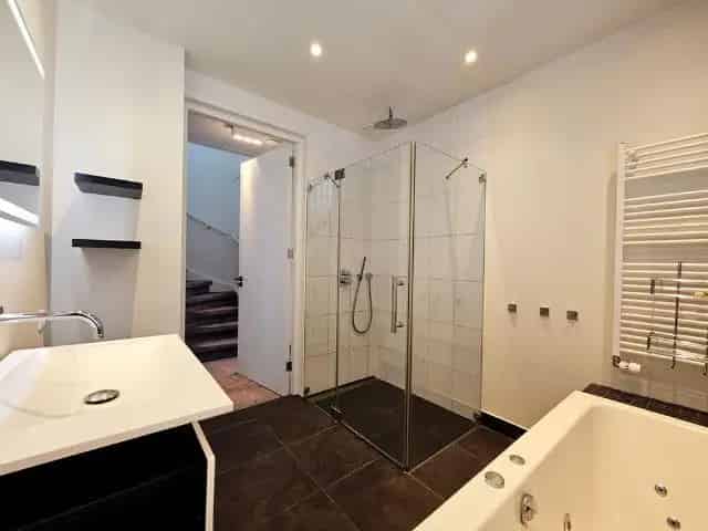 Ruime Hoekwoning 4 Slaapkamers Vogelpark Heemstede
