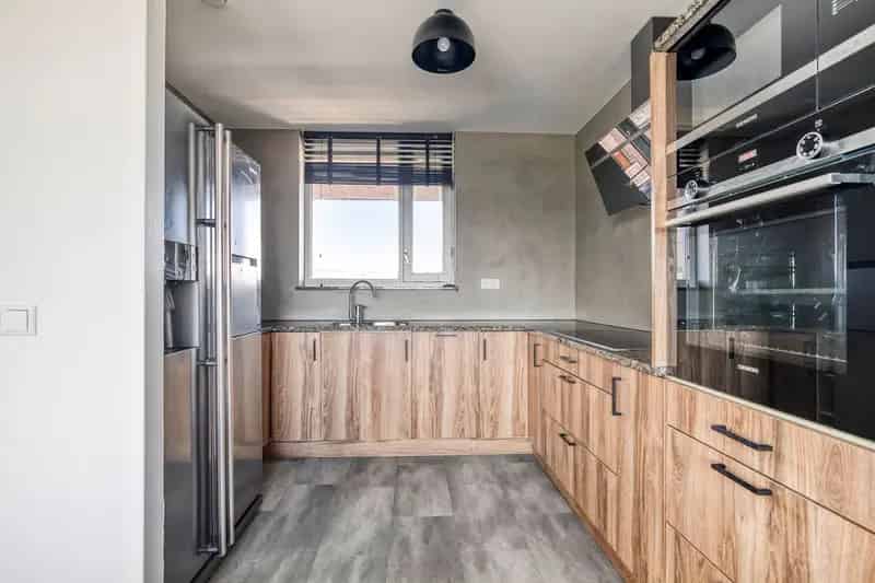 Amsterdam Nieuw-West Maisonnette 98m2 3 slaapkamers 2 Loggia's