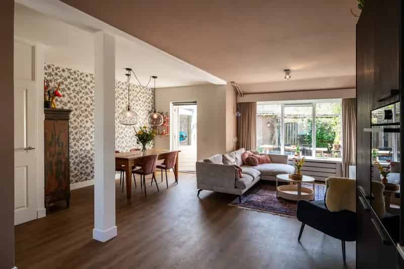 Moderne Tussenwoning Oss 4 slaapkamers