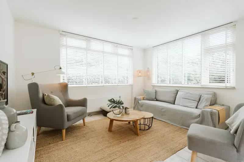 Strandhuis De Lichtboei te koop Nabij strand 3 slaapkamers 400m2 eigen grond