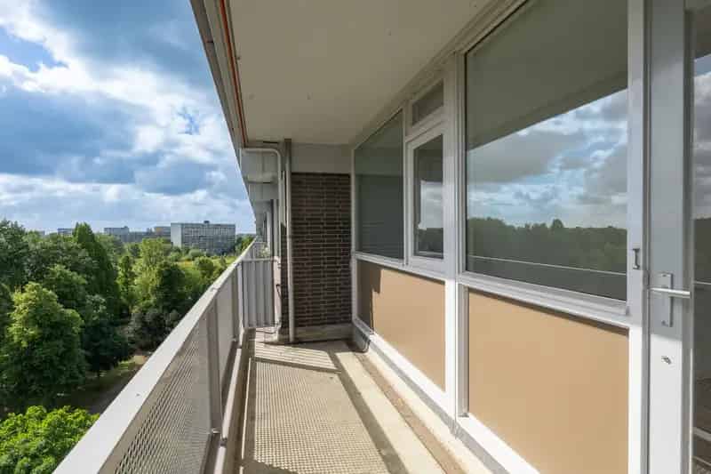 Schiedam Groenoord: 5-kamer appartement gelijkvloers met balkon en parkzicht