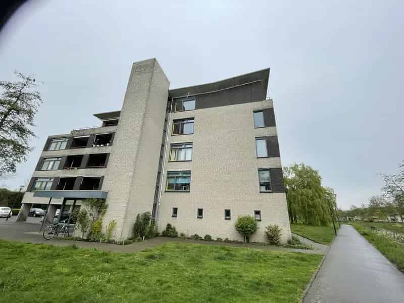 Ruim appartement Hintham Noord 2 slaapkamers balkon eigen parkeerplaats
