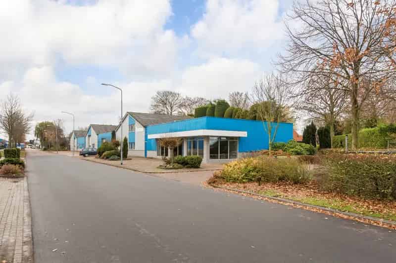 Bedrijfsruimte te huur Wieringerwerf: Kantoor Showroom A7