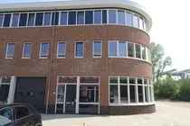 98m2 Bedrijfsruimte te Huur Weesp