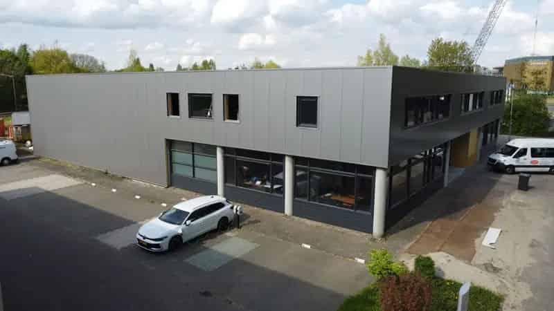 Bedrijfshal Dordrecht | Zoek bedrijfshallen te huur: Laan der Verenigde Naties 275 3318 LA Dordrecht 