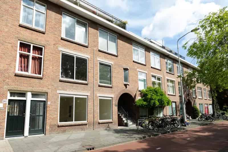Appartement te koop Den Haag 3 4-kamer opknapwoning