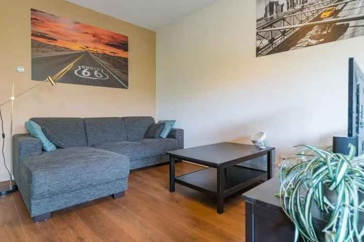 Delft Icarusweg 75: Licht 4-kamerappartement Energielabel A
