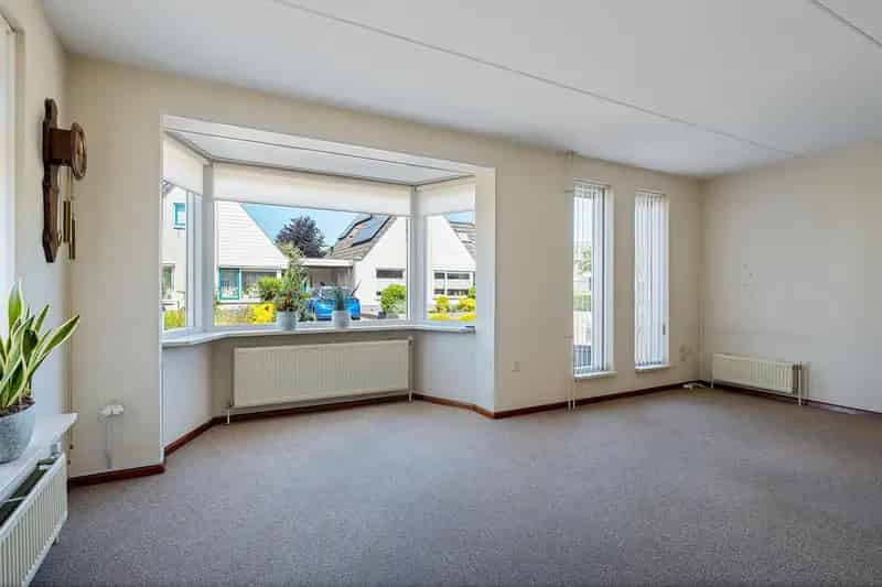 Semi-bungalow Graven Es Levensloopbestendig Wonen