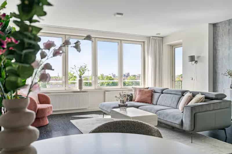 Modern appartement Haarlem - Ruim balkon en parkeerplaats