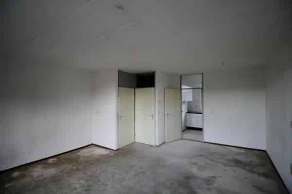 Ruime Tussenwoning Oosterwolde Bosrijke Omgeving