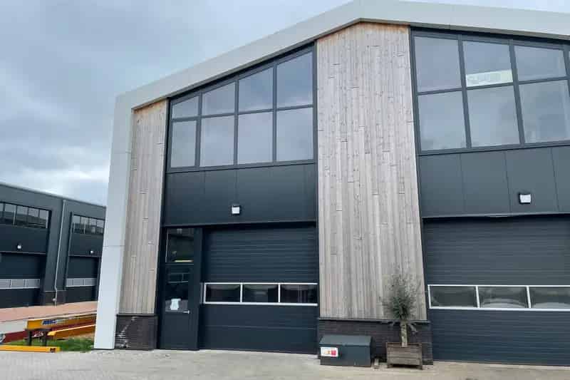 Bedrijfshal te Huur Gouderak 95m2 Moderne Unit